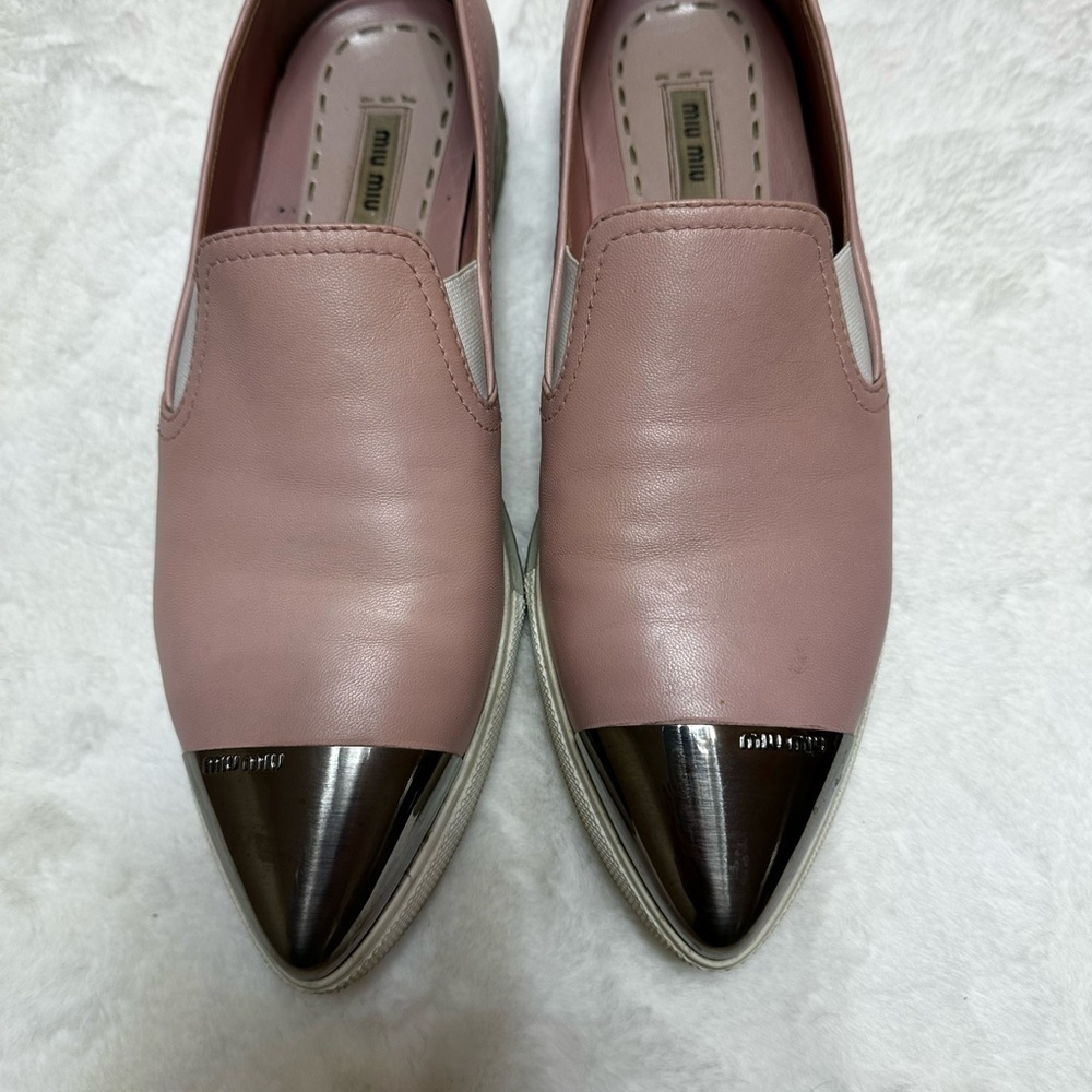 Miu Miu Blush Leather Loafers with Silver Toe-used - Picture 2 of 14